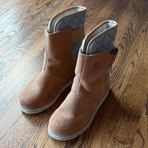 B23 Sorel Women 10 Faux Fur Buckle Mid Calf Brown Winter Boots Outdoor